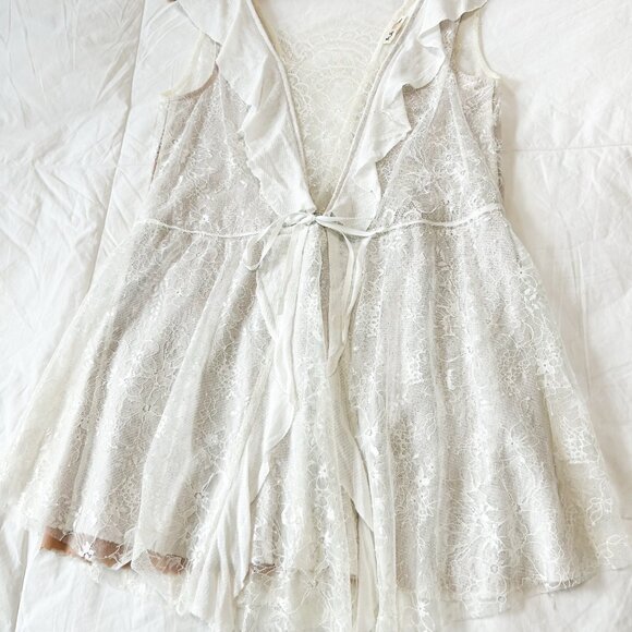 NWOT For Love & Lemons Stardust White Lace Ruffle Mini Dress Sheer Overlay S - Picture 7 of 11